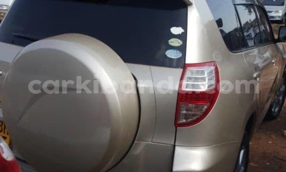 Gura Nshya Toyota Vanguard Brown Imodoka i Kampala mu Uganda Gura Nshya Toyota Vanguard Brown Imodoka i Kampala mu Uganda