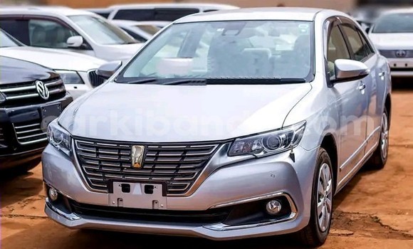 Nunua Imported Toyota Premio Fedha Gari ndani ya Kampala nchini Uganda Nunua Imported Toyota Premio Fedha Gari ndani ya Kampala nchini Uganda