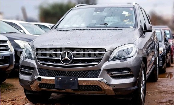 Buy Used Mercedes‒Benz ML–Class Silver Car in Kampala in Uganda Buy Used Mercedes‒Benz ML–Class Silver Car in Kampala in Uganda