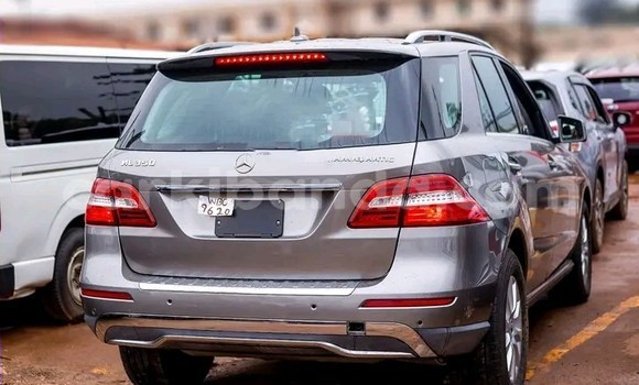 Buy Used Mercedes‒Benz ML–Class Silver Car in Kampala in Uganda Buy Used Mercedes‒Benz ML–Class Silver Car in Kampala in Uganda