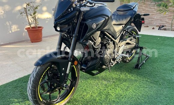 Nunua Ilio tumika Yamaha MT-03 Nyeusi Bike ndani ya Kampala nchini Uganda Nunua Ilio tumika Yamaha MT-03 Nyeusi Bike ndani ya Kampala nchini Uganda