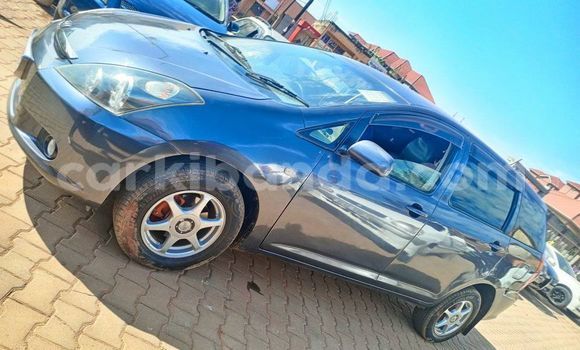 Nunua Ilio tumika Toyota Corolla Nyingine Gari ndani ya Kampala nchini Uganda Nunua Ilio tumika Toyota Corolla Nyingine Gari ndani ya Kampala nchini Uganda