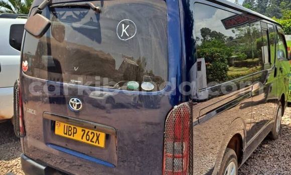 Gura Yakoze Toyota Allion Other Imodoka i Kampala mu Uganda Gura Yakoze Toyota Allion Other Imodoka i Kampala mu Uganda