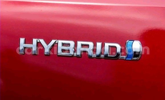 Nunua Ilio tumika Toyota Harrier Nyekundu Gari ndani ya Kampala nchini Uganda Nunua Ilio tumika Toyota Harrier Nyekundu Gari ndani ya Kampala nchini Uganda