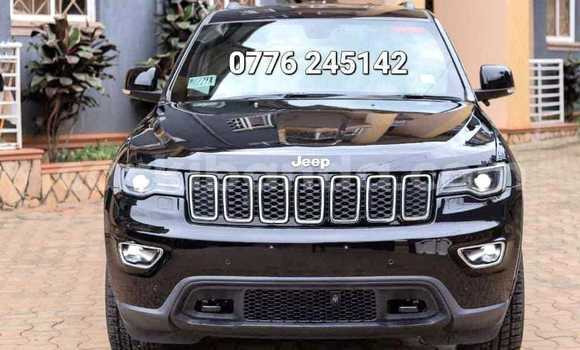 Gura Yakoze Jeep Compass Black Imodoka i Bugembe mu Eastern