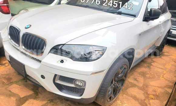 Acheter Occasion Voiture BMW 2er Active Tourer Blanc à Arua, Ouganda Acheter Occasion Voiture BMW 2er Active Tourer Blanc à Arua, Ouganda