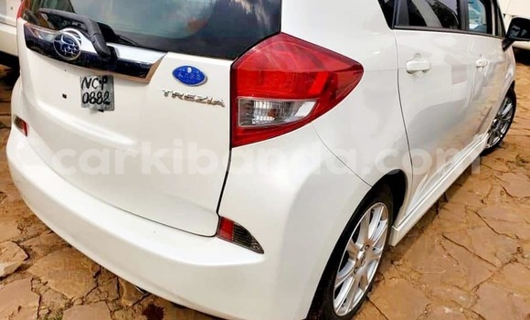 Acheter Occasion Voiture Subaru Trezia Blanc à Bombo, Central Acheter Occasion Voiture Subaru Trezia Blanc à Bombo, Central