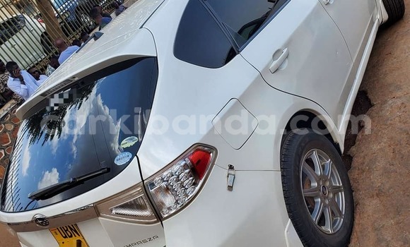 Acheter Occasion Voiture Subaru Impreza Blanc à Bugiri, Est Acheter Occasion Voiture Subaru Impreza Blanc à Bugiri, Est