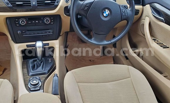 Acheter Occasion Voiture BMW X1 Noir à Bombo, Central Acheter Occasion Voiture BMW X1 Noir à Bombo, Central