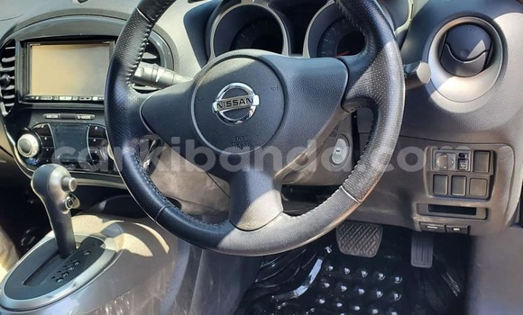 Acheter Occasion Voiture Nissan Juke Blanc à Kampala, Ouganda Acheter Occasion Voiture Nissan Juke Blanc à Kampala, Ouganda