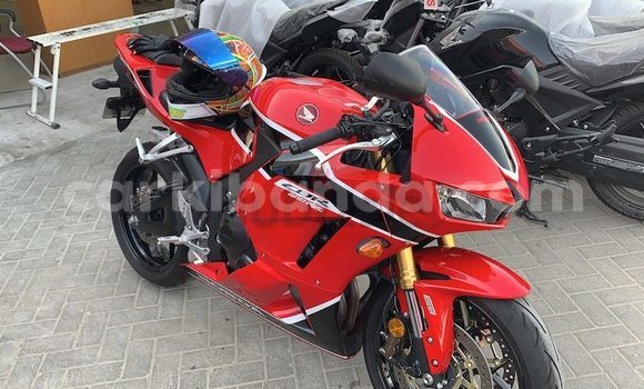 Buy Used Honda CBR Red Bike in Kampala in Uganda Buy Used Honda CBR Red Bike in Kampala in Uganda