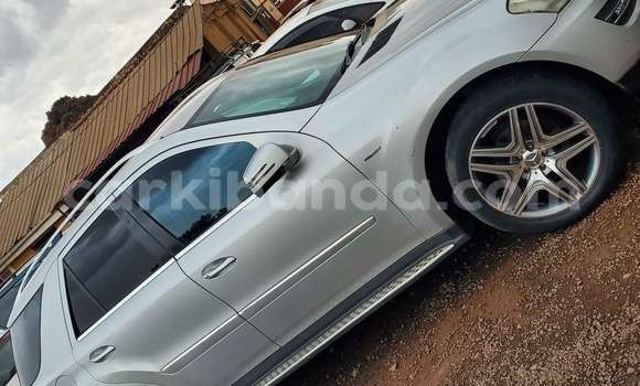 Buy Used Mercedes‒Benz M–Class Silver Car in Kampala in Uganda Buy Used Mercedes‒Benz M–Class Silver Car in Kampala in Uganda