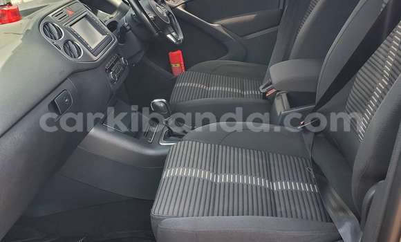 Buy Used Volkswagen Tiguan Green Car in Kampala in Uganda Buy Used Volkswagen Tiguan Green Car in Kampala in Uganda