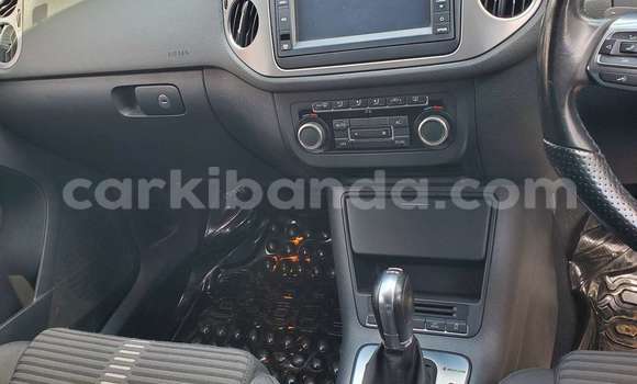 Buy Used Volkswagen Tiguan Green Car in Kampala in Uganda Buy Used Volkswagen Tiguan Green Car in Kampala in Uganda