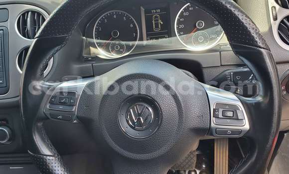 Buy Used Volkswagen Tiguan Green Car in Kampala in Uganda Buy Used Volkswagen Tiguan Green Car in Kampala in Uganda