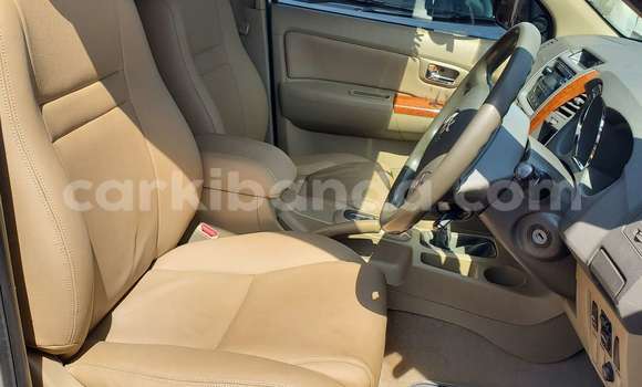 Buy Used Toyota Fortuner Silver Car in Kampala in Uganda Buy Used Toyota Fortuner Silver Car in Kampala in Uganda