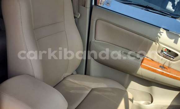 Buy Used Toyota Fortuner Silver Car in Kampala in Uganda Buy Used Toyota Fortuner Silver Car in Kampala in Uganda