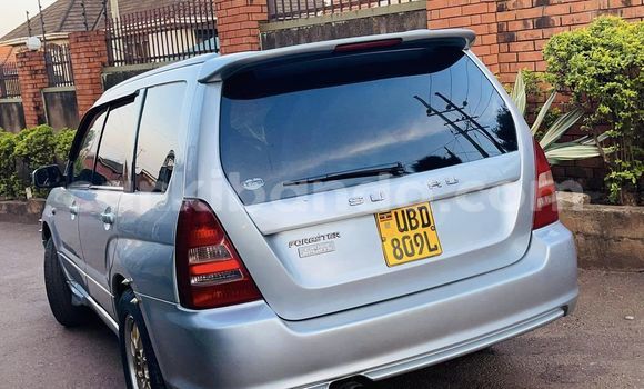 Gura Yakoze Hyundai Accent Other Imodoka i Kampala mu Uganda