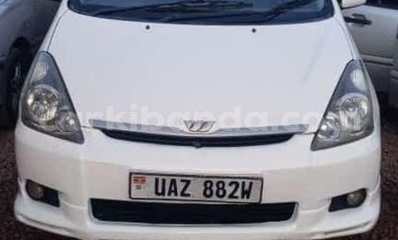 Nunua Ilio tumika Toyota Corolla Nyingine Gari ndani ya Kampala nchini Uganda