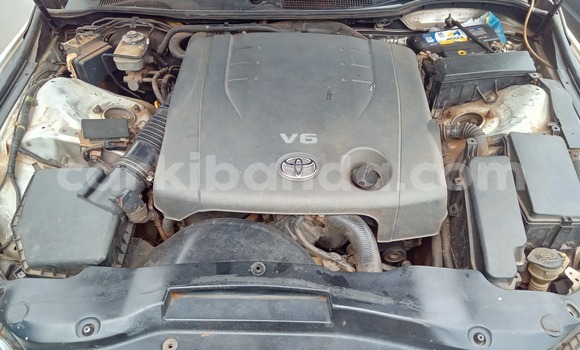 Nunua Ilio tumika Toyota Mark X Nyeupe Gari ndani ya Kampala nchini Uganda Nunua Ilio tumika Toyota Mark X Nyeupe Gari ndani ya Kampala nchini Uganda