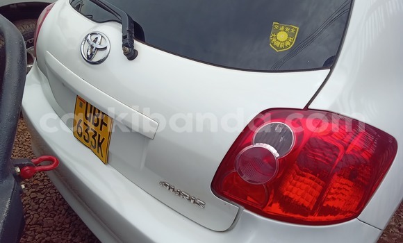 Nunua Ilio tumika Toyota Auris Nyeupe Gari ndani ya Kampala nchini Uganda Nunua Ilio tumika Toyota Auris Nyeupe Gari ndani ya Kampala nchini Uganda