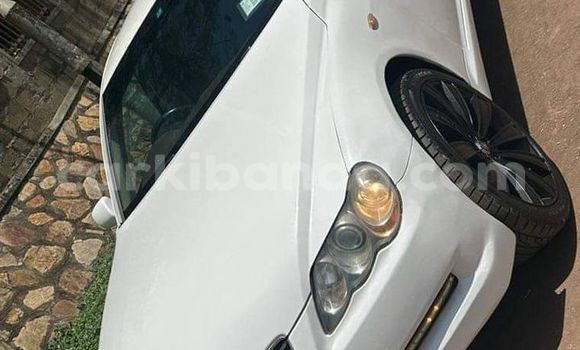 Gura Yakoze Toyota Mark X Other Imodoka i Kampala mu Uganda
