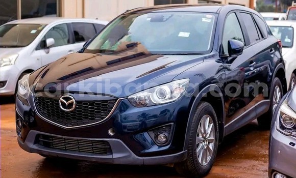 Gura Yakoze Mazda CX-5 Blue Imodoka i Kampala mu Uganda