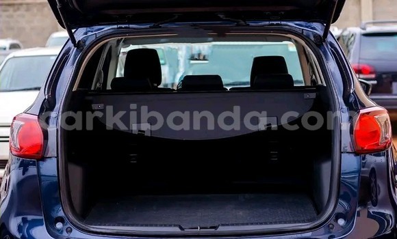 Nunua Ilio tumika Mazda CX-5 Bluu Gari ndani ya Kampala nchini Uganda Nunua Ilio tumika Mazda CX-5 Bluu Gari ndani ya Kampala nchini Uganda