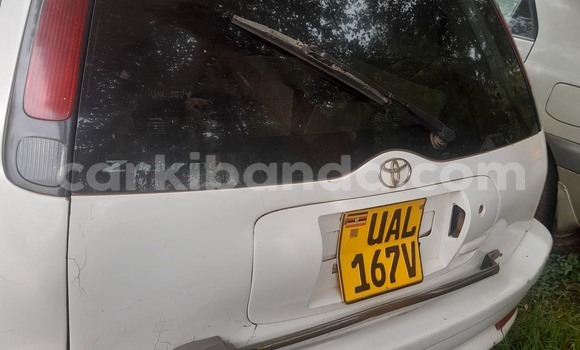 Buy Used Toyota Carib Rosso White Car in Kampala in Uganda