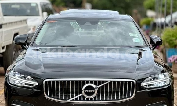 Buy Used Volvo 140 Series Black Car in Bombo in Central