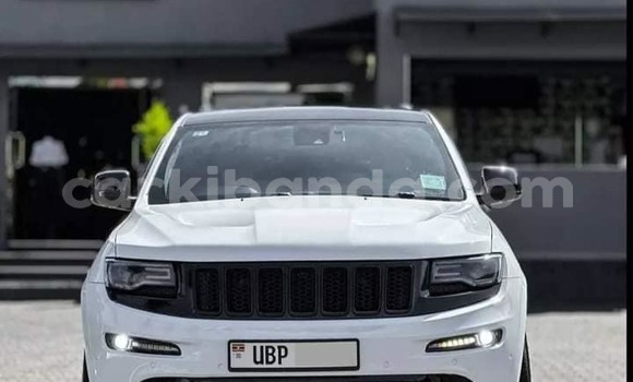 Buy Used Jeep Cherokee White Car in Bugembe in Eastern Buy Used Jeep Cherokee White Car in Bugembe in Eastern