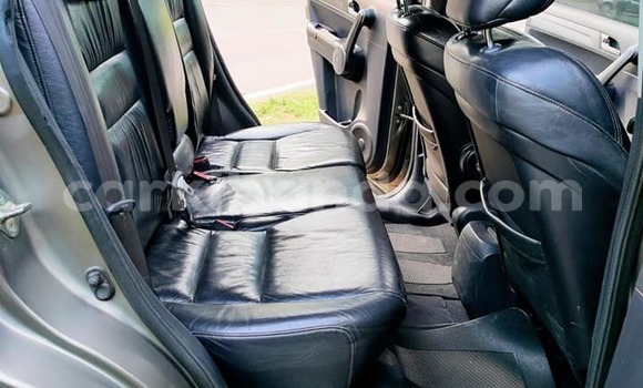 Gura Yakoze Mazda CX-5 Black Imodoka i Bombo mu Central Gura Yakoze Mazda CX-5 Black Imodoka i Bombo mu Central