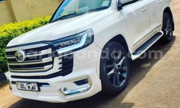 Buy Used Toyota Land Cruiser White Car in Arua in Uganda Buy Used Toyota Land Cruiser White Car in Arua in Uganda