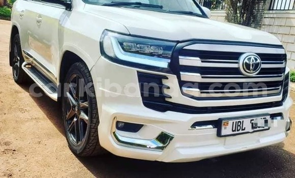 Buy Used Toyota Land Cruiser White Car in Arua in Uganda Buy Used Toyota Land Cruiser White Car in Arua in Uganda