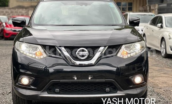 Nunua Ilio tumika Nissan X–Trail Nyeusi Gari ndani ya Bombo nchini Kati Nunua Ilio tumika Nissan X–Trail Nyeusi Gari ndani ya Bombo nchini Kati