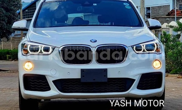 Buy Used BMW X1 White Car in Bombo in Central