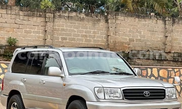 Gura Yakoze Toyota Land Cruiser Other Imodoka i Bombo mu Central