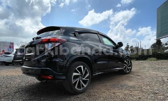 Buy Used Honda Vezel Black Car in Bombo in Central Buy Used Honda Vezel Black Car in Bombo in Central