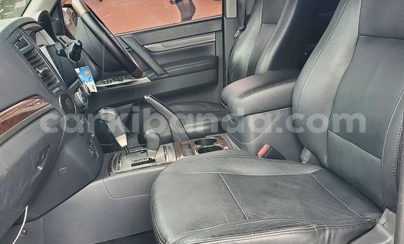 Gura Yakoze Mitsubishi Pajero Other Imodoka i Bombo mu Central Gura Yakoze Mitsubishi Pajero Other Imodoka i Bombo mu Central