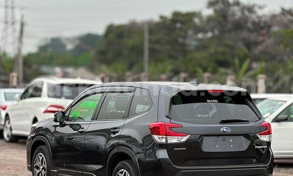 Acheter Occasion Voiture Subaru Forester Noir à Bombo, Central Acheter Occasion Voiture Subaru Forester Noir à Bombo, Central