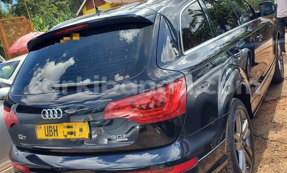 Acheter Occasion Voiture Audi Q7 Noir à Bombo, Central Acheter Occasion Voiture Audi Q7 Noir à Bombo, Central