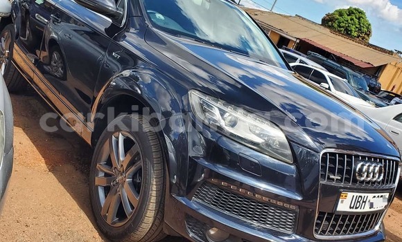 Acheter Occasion Voiture Audi Q7 Noir à Bombo, Central Acheter Occasion Voiture Audi Q7 Noir à Bombo, Central