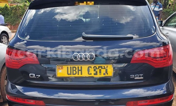 Acheter Occasion Voiture Audi Q7 Noir à Bombo, Central Acheter Occasion Voiture Audi Q7 Noir à Bombo, Central