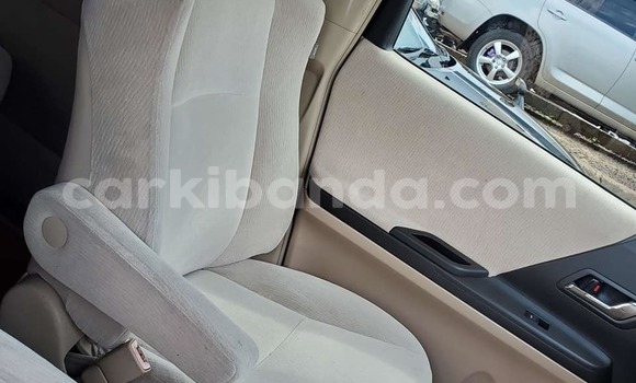 Gura Yakoze Toyota Vellfire Black Imodoka i Arua mu Uganda Gura Yakoze Toyota Vellfire Black Imodoka i Arua mu Uganda