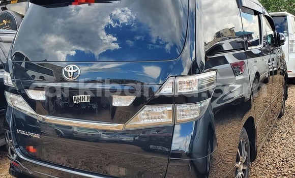 Gura Yakoze Toyota Vellfire Black Imodoka i Arua mu Uganda Gura Yakoze Toyota Vellfire Black Imodoka i Arua mu Uganda