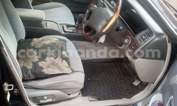 Gura Yakoze Toyota Mark X Other Imodoka i Kampala mu Uganda Gura Yakoze Toyota Mark X Other Imodoka i Kampala mu Uganda