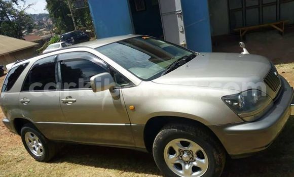 Gura Yakoze Toyota Harrier Other Imodoka i Kampala mu Uganda Gura Yakoze Toyota Harrier Other Imodoka i Kampala mu Uganda