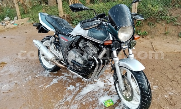 Nunua Ilio tumika Alta Motors REDSHIFT MX Fedha Bike ndani ya Mbarara nchini Uganda
