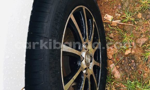 Buy Used Toyota Vitz White Car in Arua in Uganda Buy Used Toyota Vitz White Car in Arua in Uganda