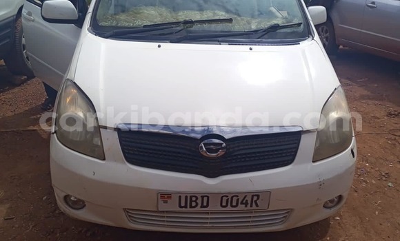 Gura Yakoze Toyota Spacio White Imodoka i Arua mu Uganda Gura Yakoze Toyota Spacio White Imodoka i Arua mu Uganda